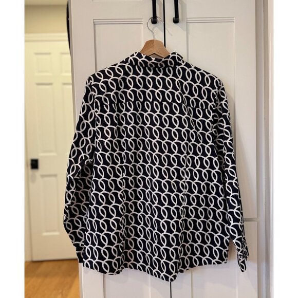 Chicos Caroline No Iron Button Down Shirt Size 2 Playful Loops Black and White - Picture 4 of 5